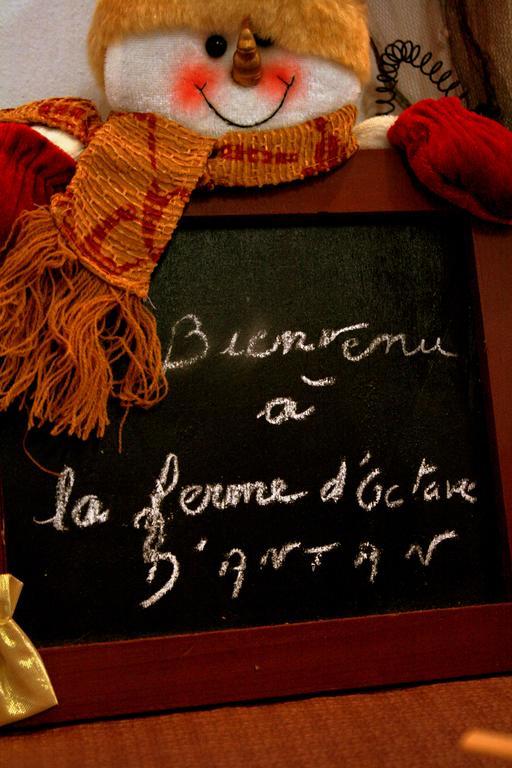 A L'Antan - La Ferme D'Octave Bed & Breakfast Saint-Hilaire-de-Villefranche Eksteriør bilde